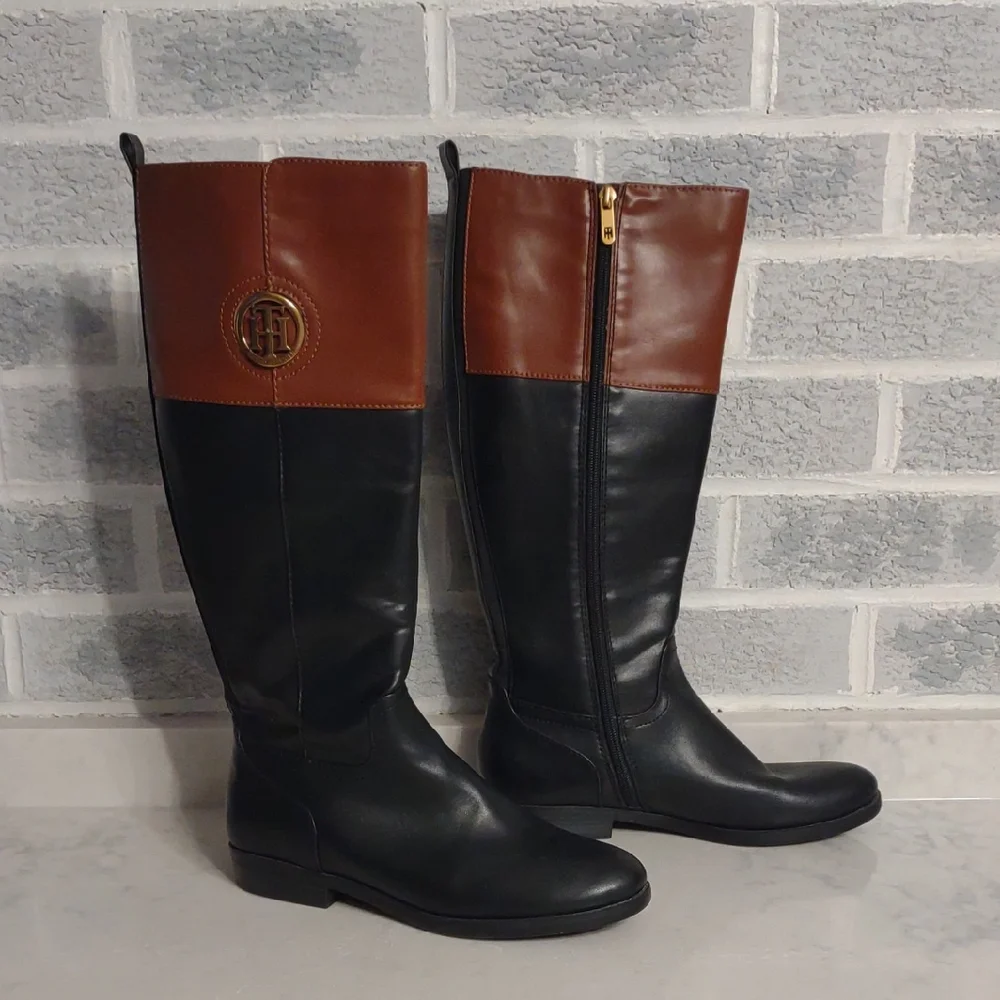 Tommy Hilfiger Black and Brown Knee High Zipper Boots Gold Logo Low Heel Size 10